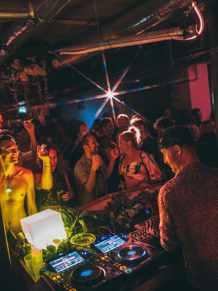 WTC Amsterdam | Welcome To Change