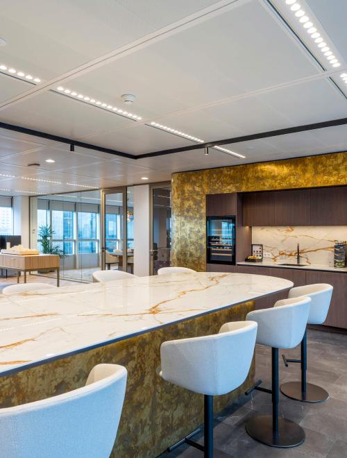 Turnkey office